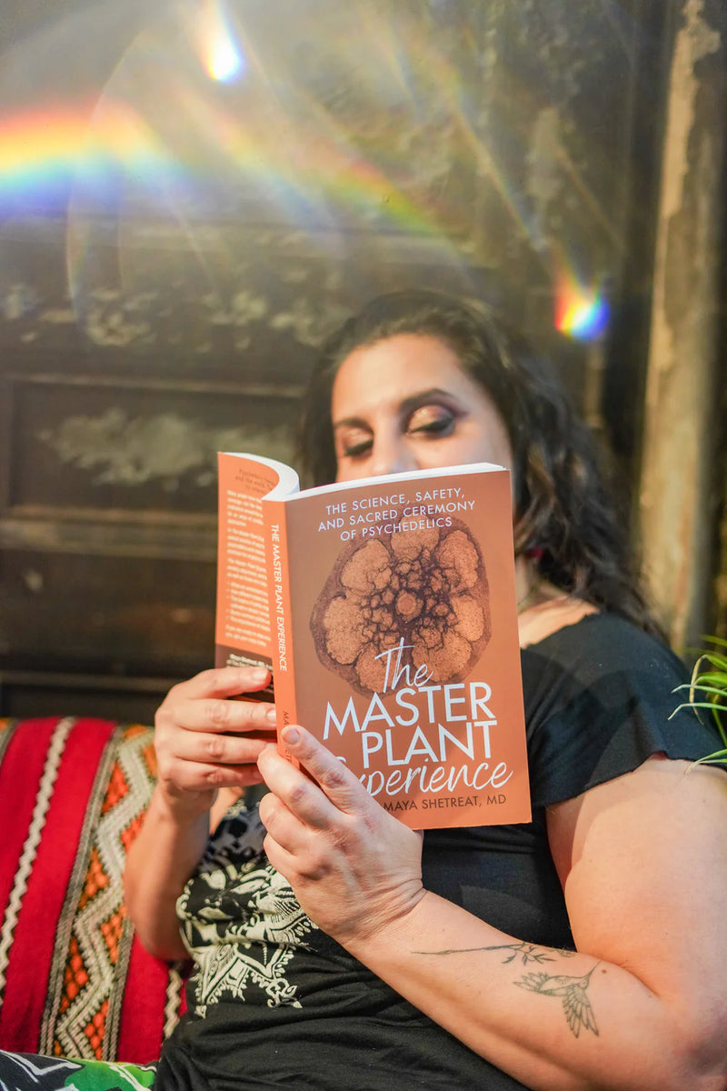 BOOK - The Master Plant Experience: The Science, Safety, and Sacred Ceremony of Psychedelics