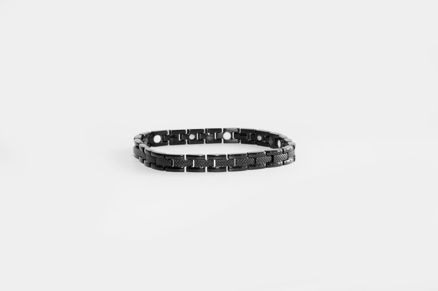 Carlton London Fir Infrared Bracelet - Get Best Price from Manufacturers &  Suppliers in India